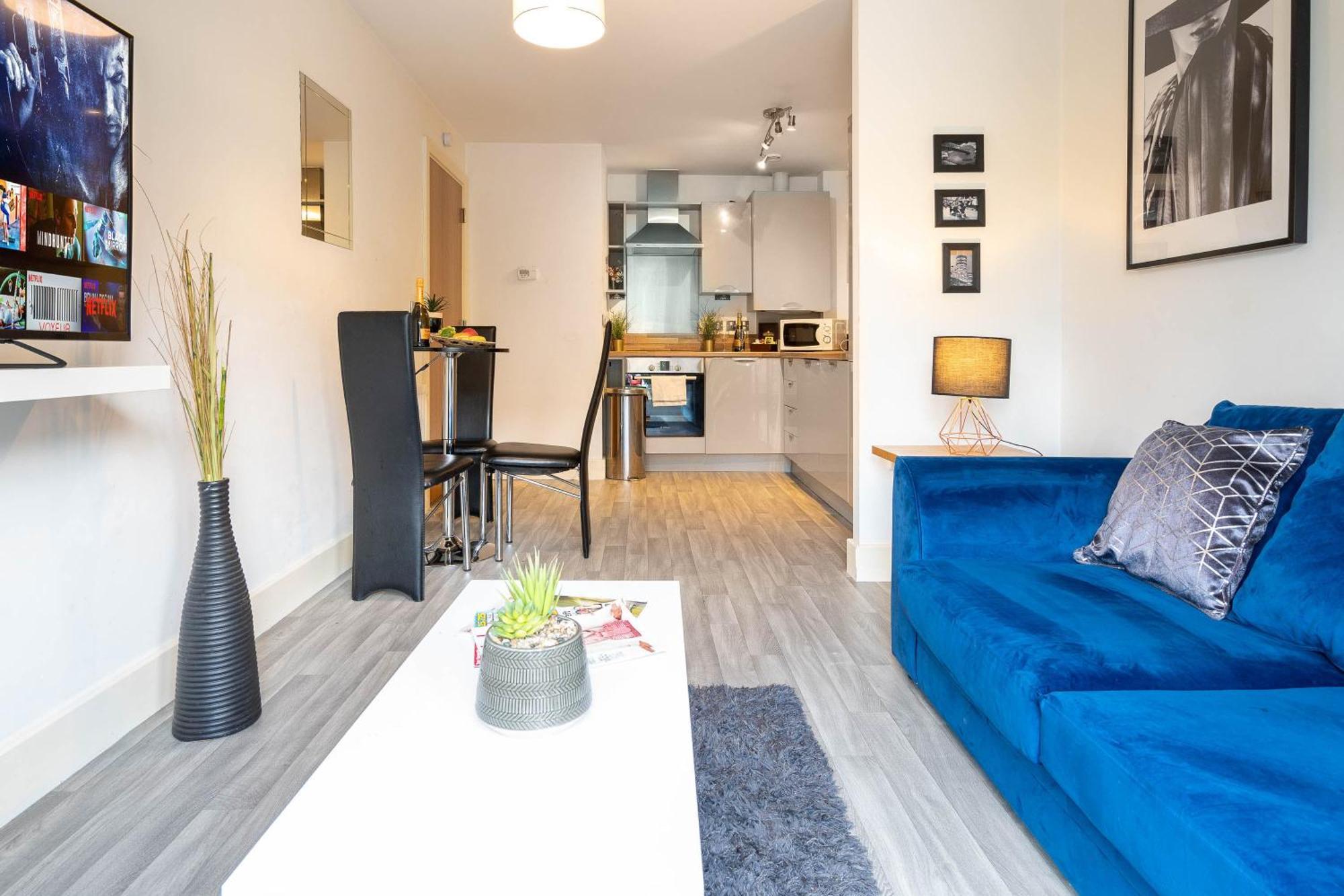 City Centre Apartment - Balcony - Netflix - Park Facing 38Akw 버밍엄 외부 사진